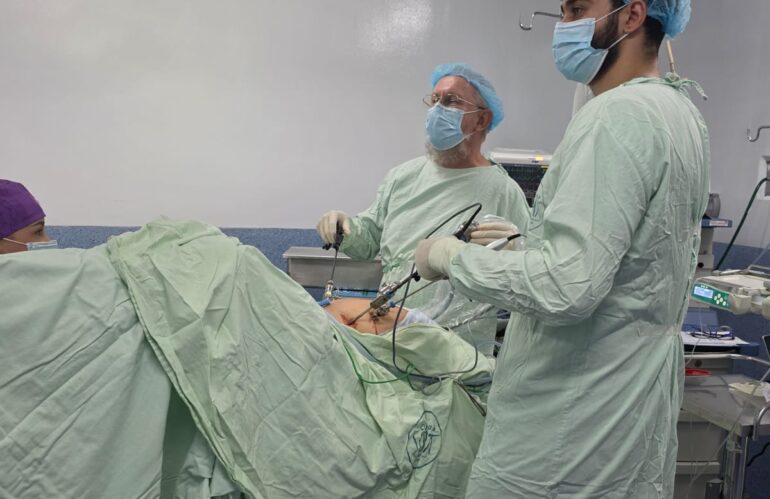 ENDOGINE – Operando en familia – Dr Carlos Buitrago + Dr Ricardo Buitrago